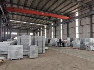 污水處理過(guò)程中黑色的玻璃鋼格柵板有什么作用？